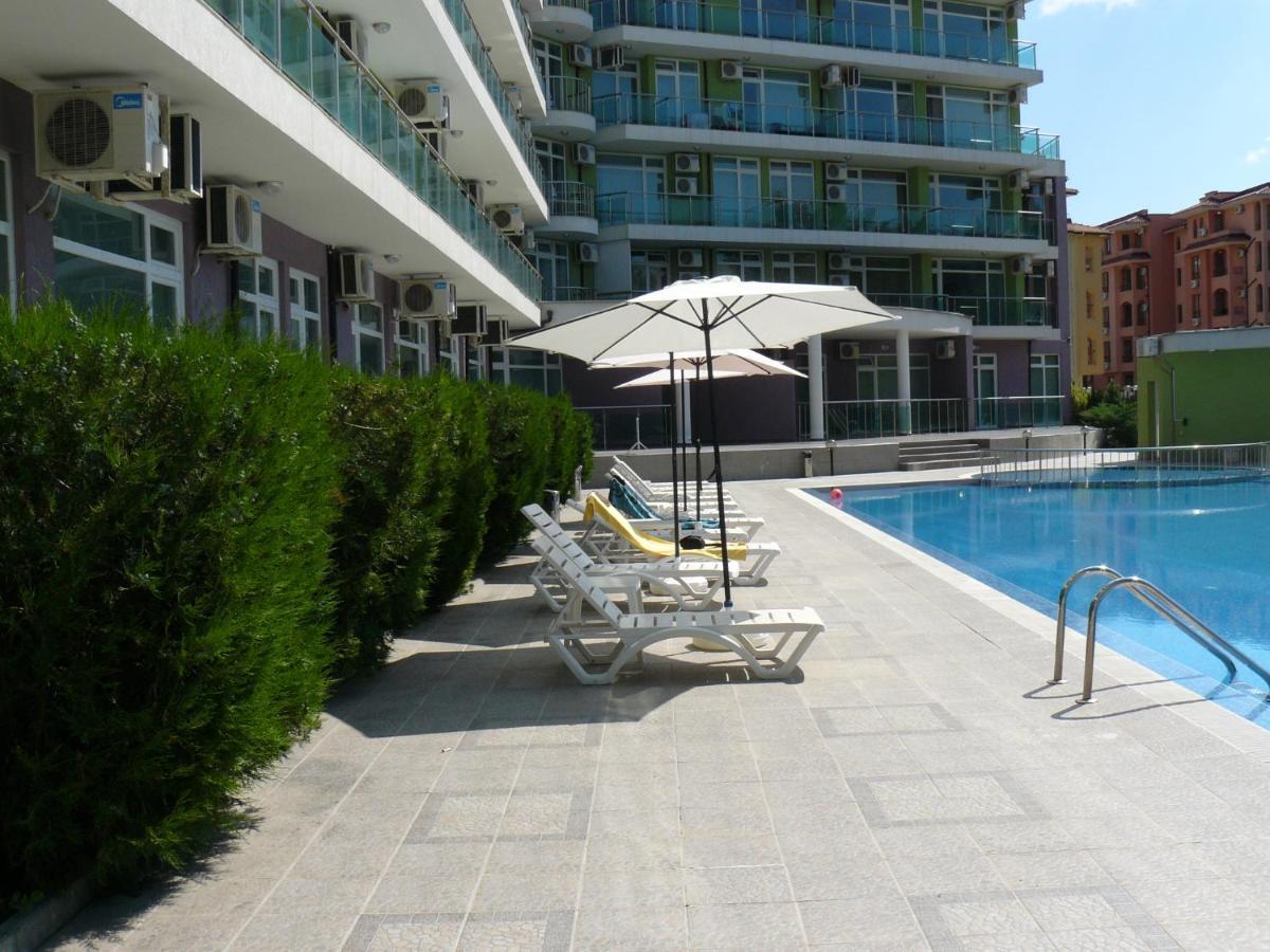 Family Apartments In Solmarin Слънчев бряг Екстериор снимка