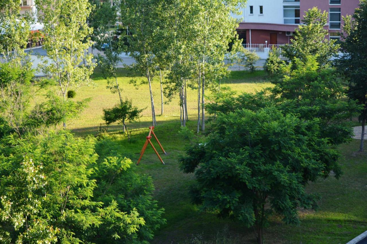 Family Apartments In Solmarin Слънчев бряг Екстериор снимка