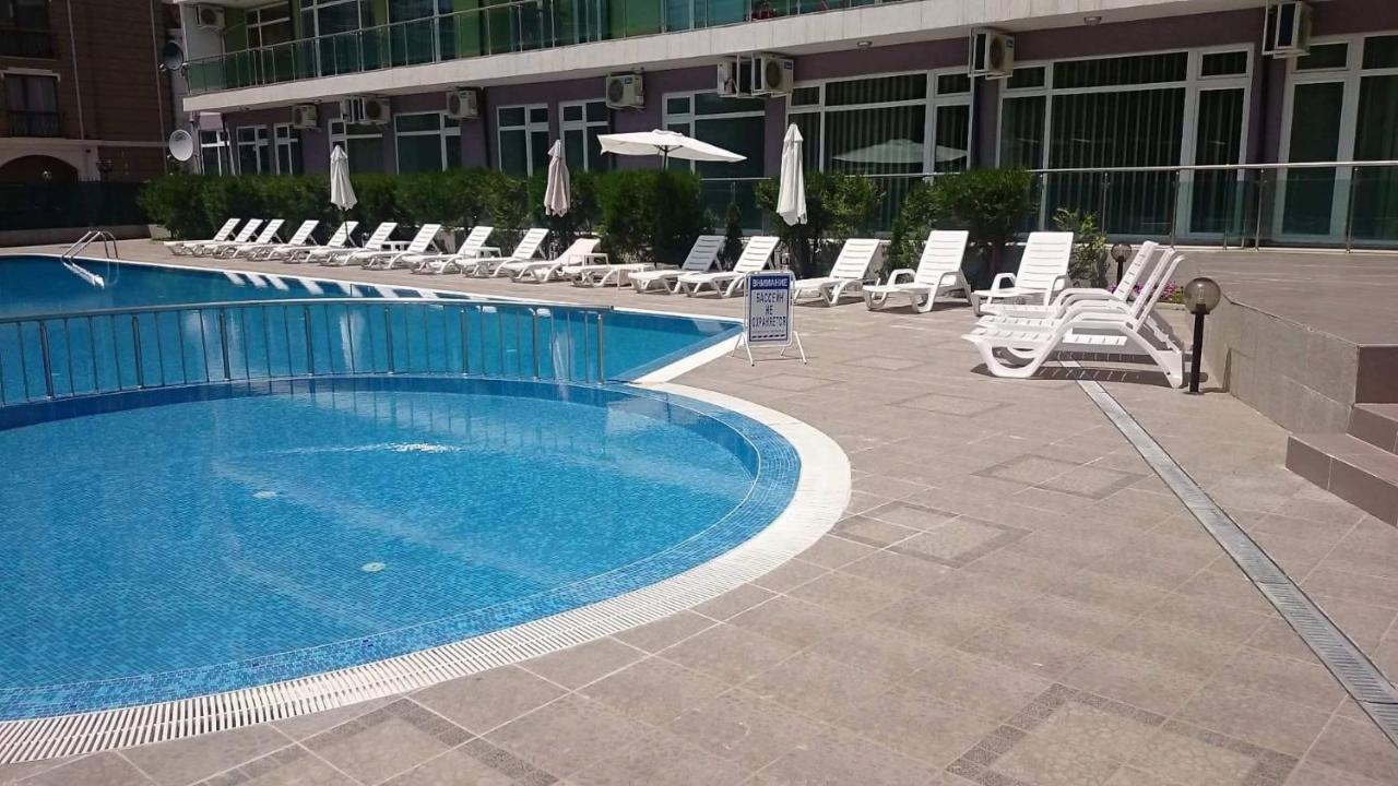 Family Apartments In Solmarin Слънчев бряг Екстериор снимка
