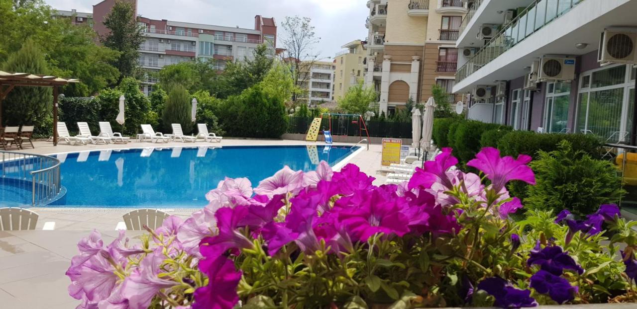 Family Apartments In Solmarin Слънчев бряг Екстериор снимка