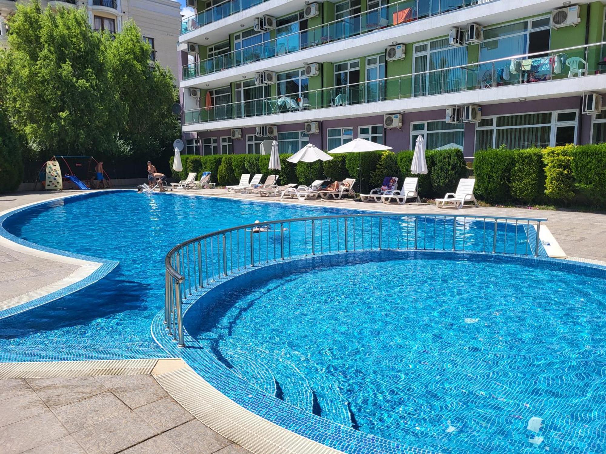 Family Apartments In Solmarin Слънчев бряг Екстериор снимка